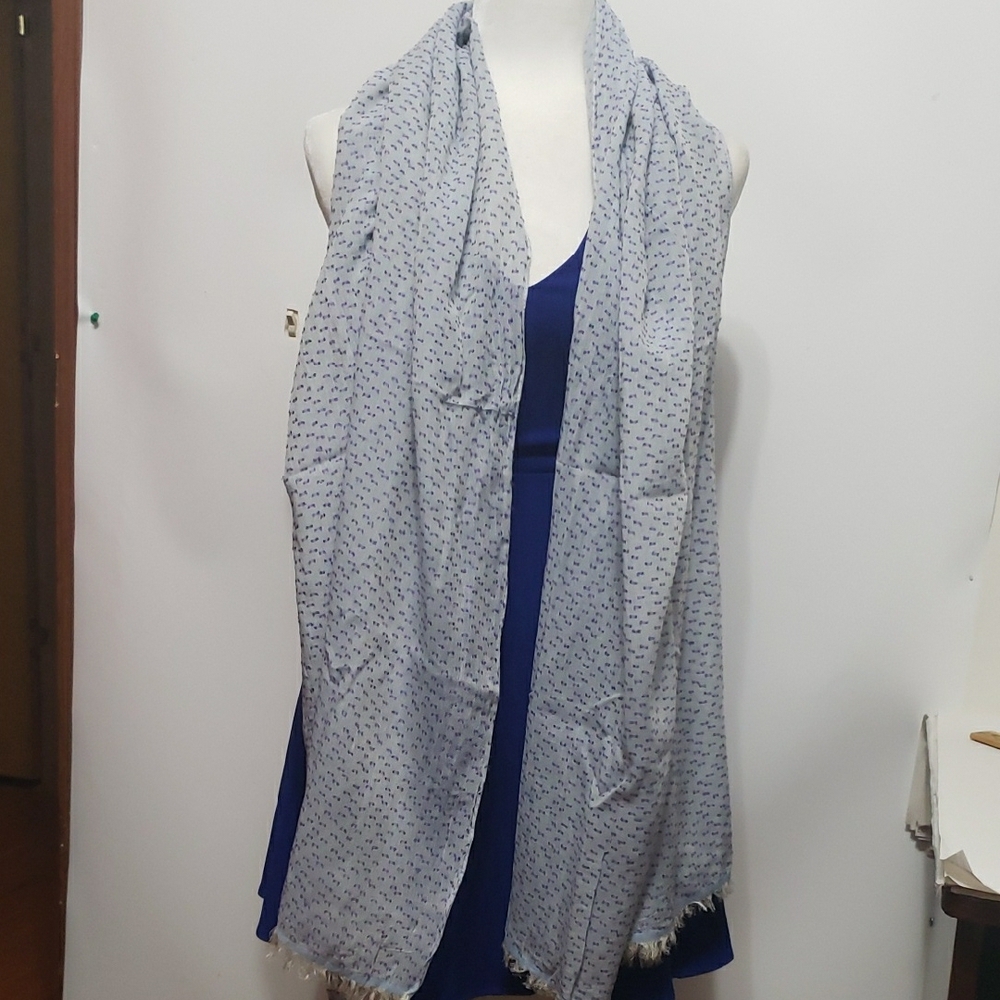 Eileen Fisher Elegant Blue‎ Music Notes Patterned Scarf
